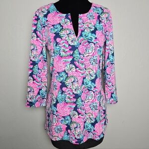 Lilly Pulitzer UPF 50+ Karina Tunic Top Size S  in Oyster Bay Navy